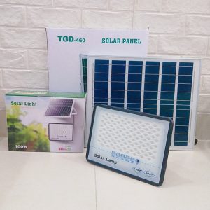 Đèn Pha Năng Lượng Mặt Trời Tổ Ong 100w (Hàng Cty)